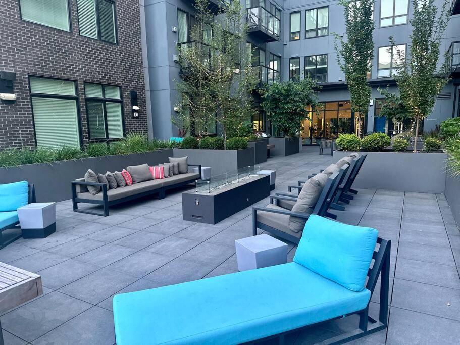 Modern Apartment Downtown Tacoma Near The Convention Center, Free Netflix , King Size Bed & Futon Sofa Bed , Ac, Great Amenities Rooftop, Self-Check-In Exteriér fotografie